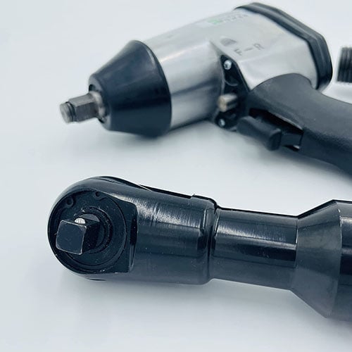 Outils électriques et pneumatiques